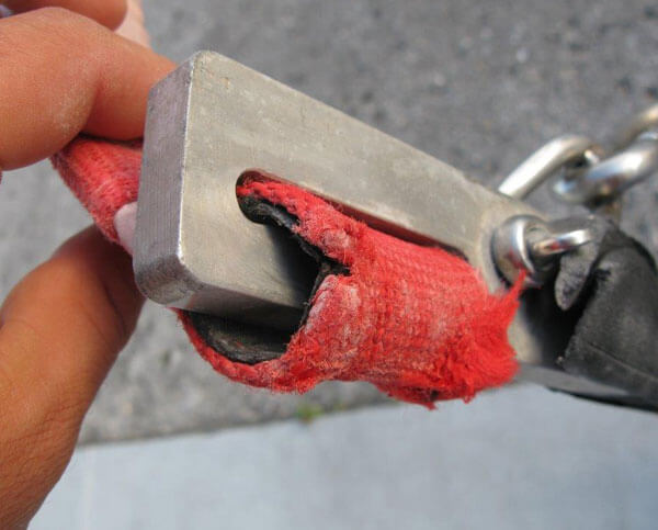 red strap >
